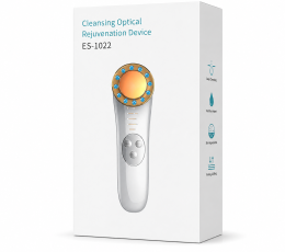 Cleansing optical device